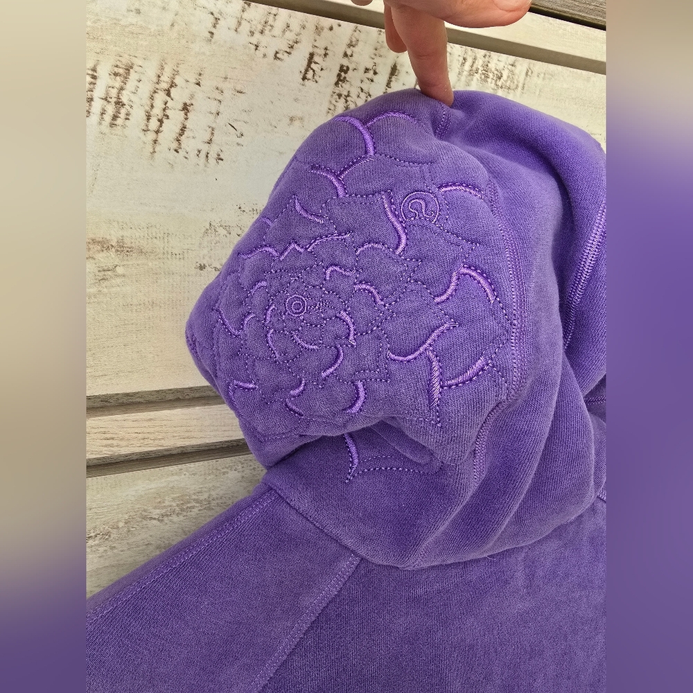 Lululemon Scuba Hoodie IIPower Purple - Picture 3 of 5